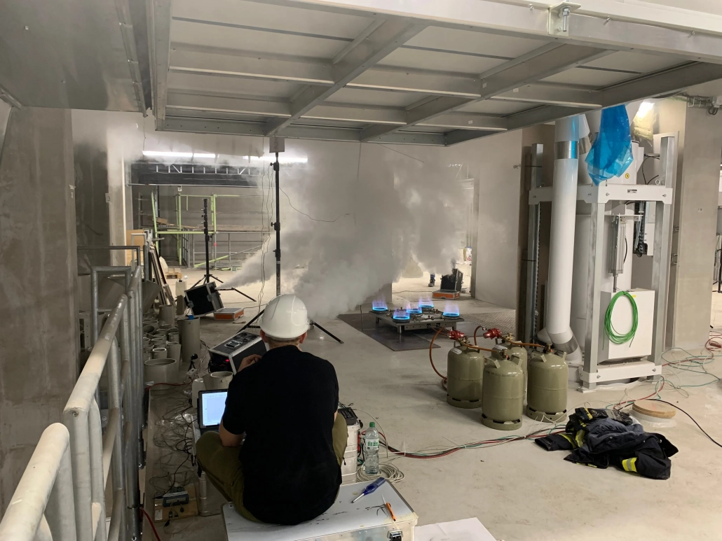 TEST Verifizierung von rechnerischen Sondernachweisen durch Rauchversuche