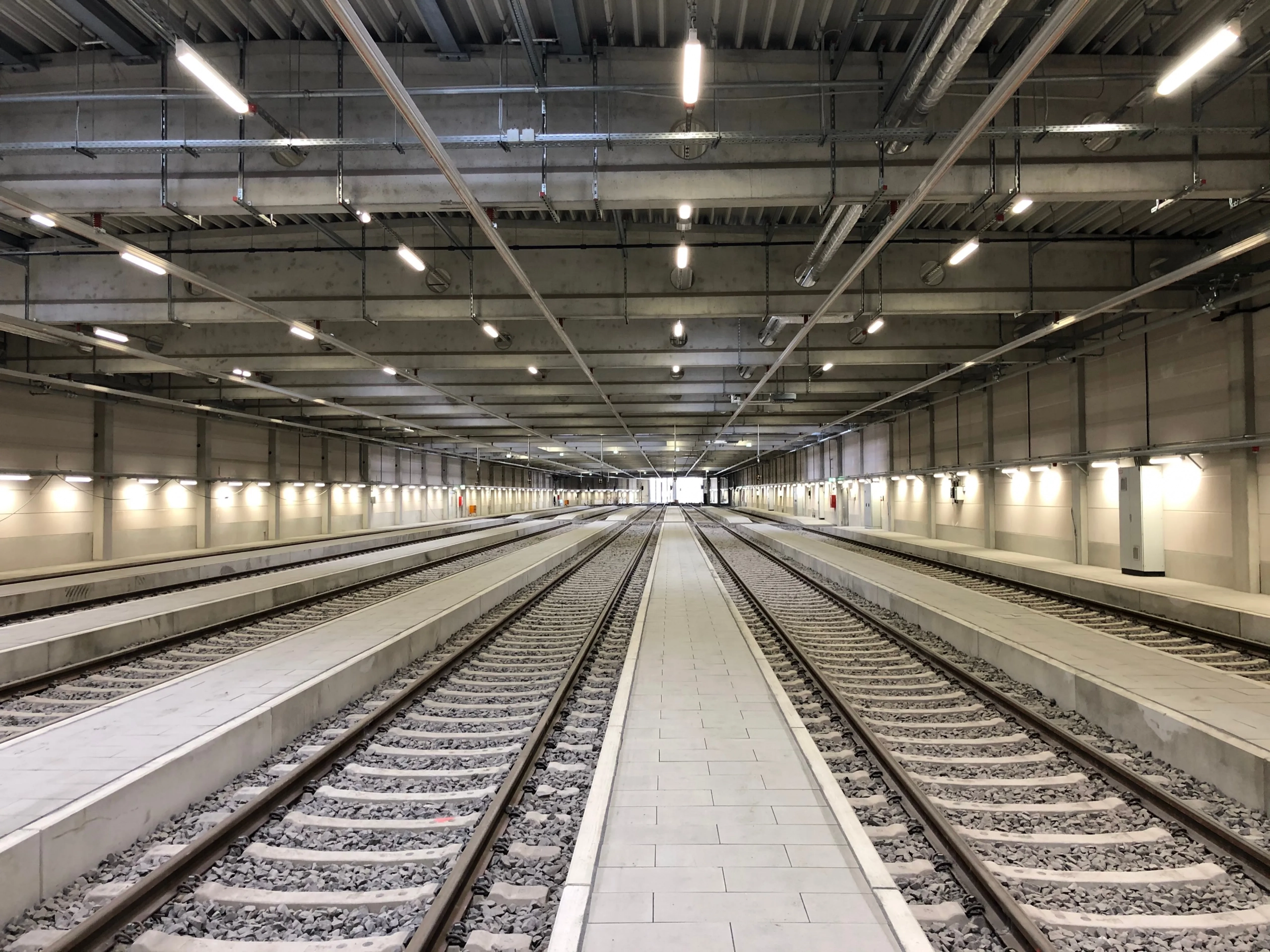 KVB Weidenpesch Abstellhalle Innenansicht